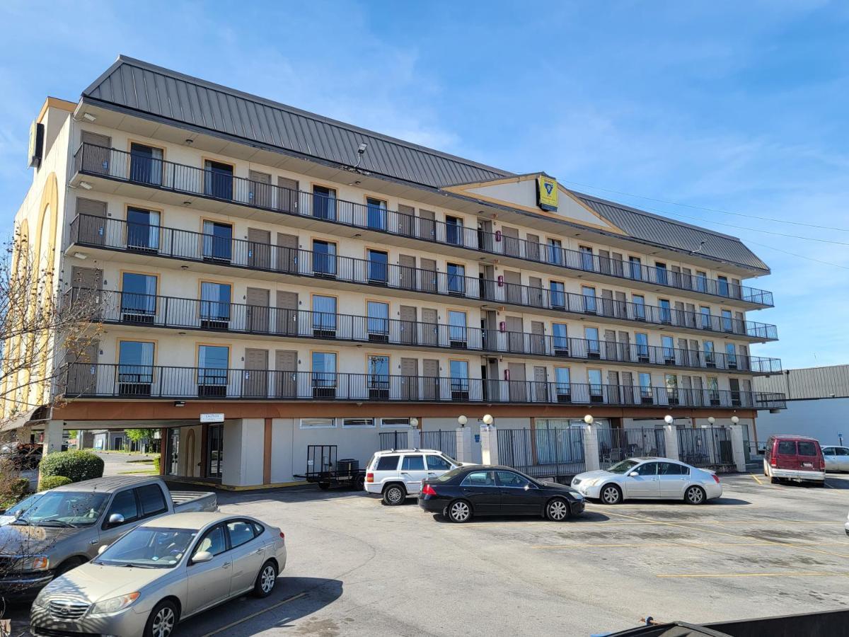 Studio 9 Inn & Suites Декатур Экстерьер фото